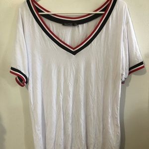 Ringer V-neck T-shirt